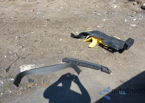 2013 Ford Police Interceptor z USA, uszkodzony, nr VIN 1FM5K8ARXDGC63729